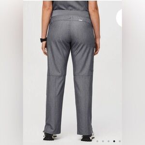 Figs Cade Cargo Scrub Women's gray Straight Leg scrub pants M Tall